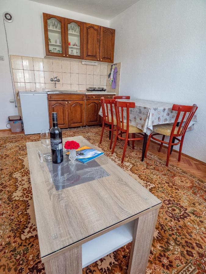 Karamach Apartment
