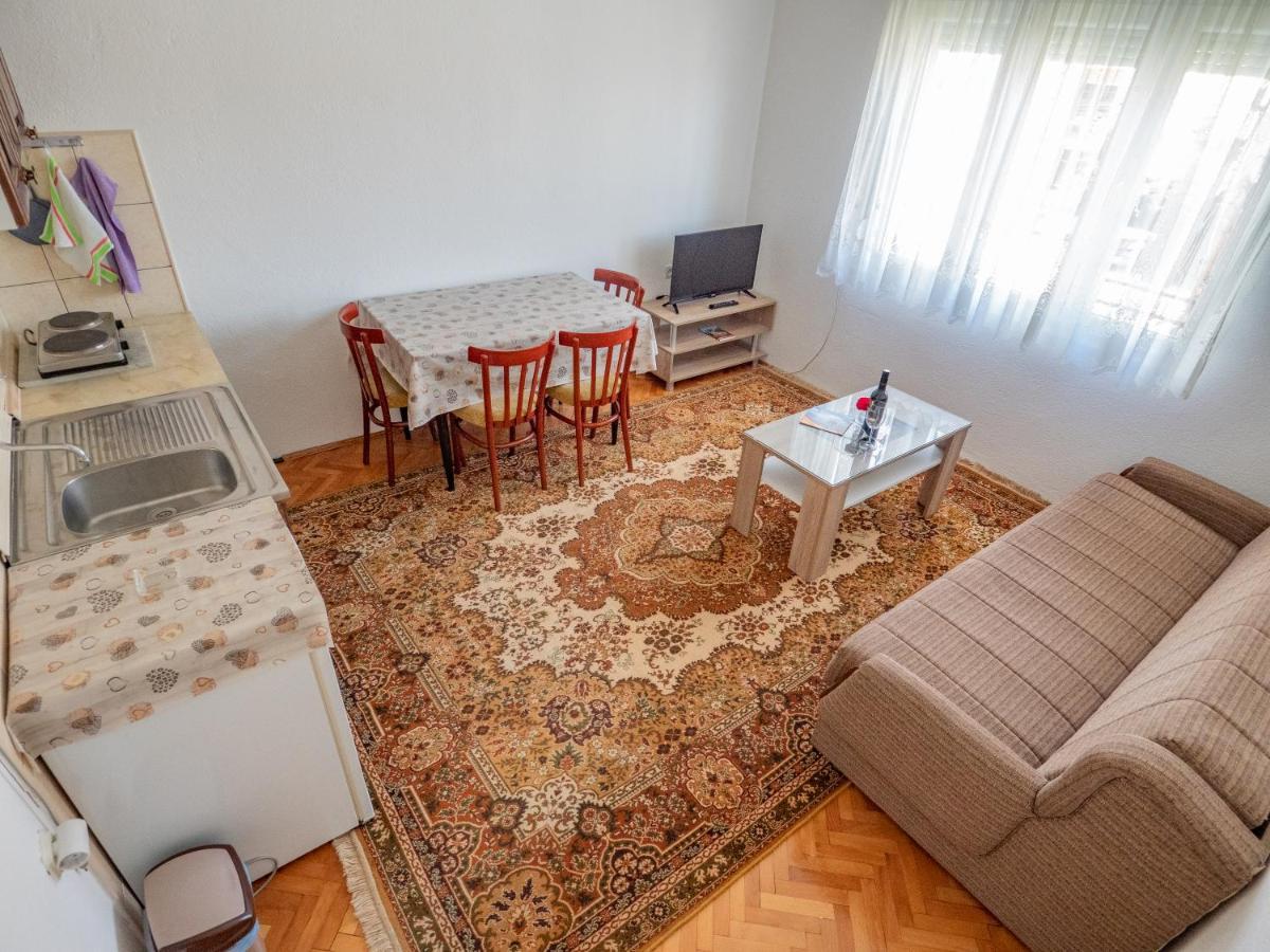 Karamach Apartment