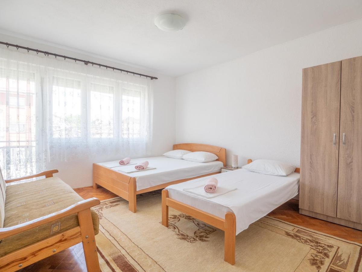 Apartment Karamach